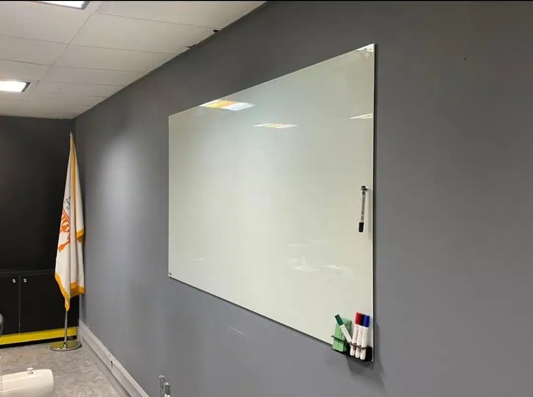 تخته وایت برد شیشه ای